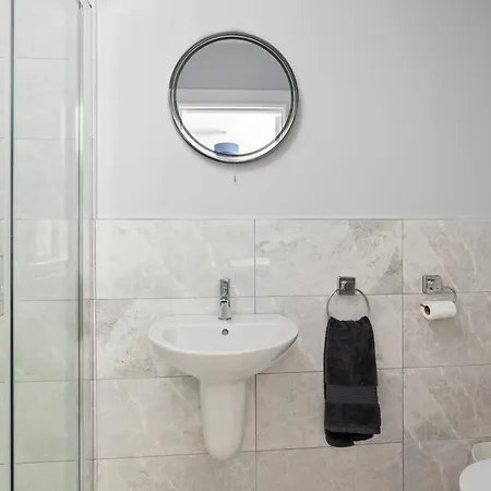 North Premier Oasis * Dublin
